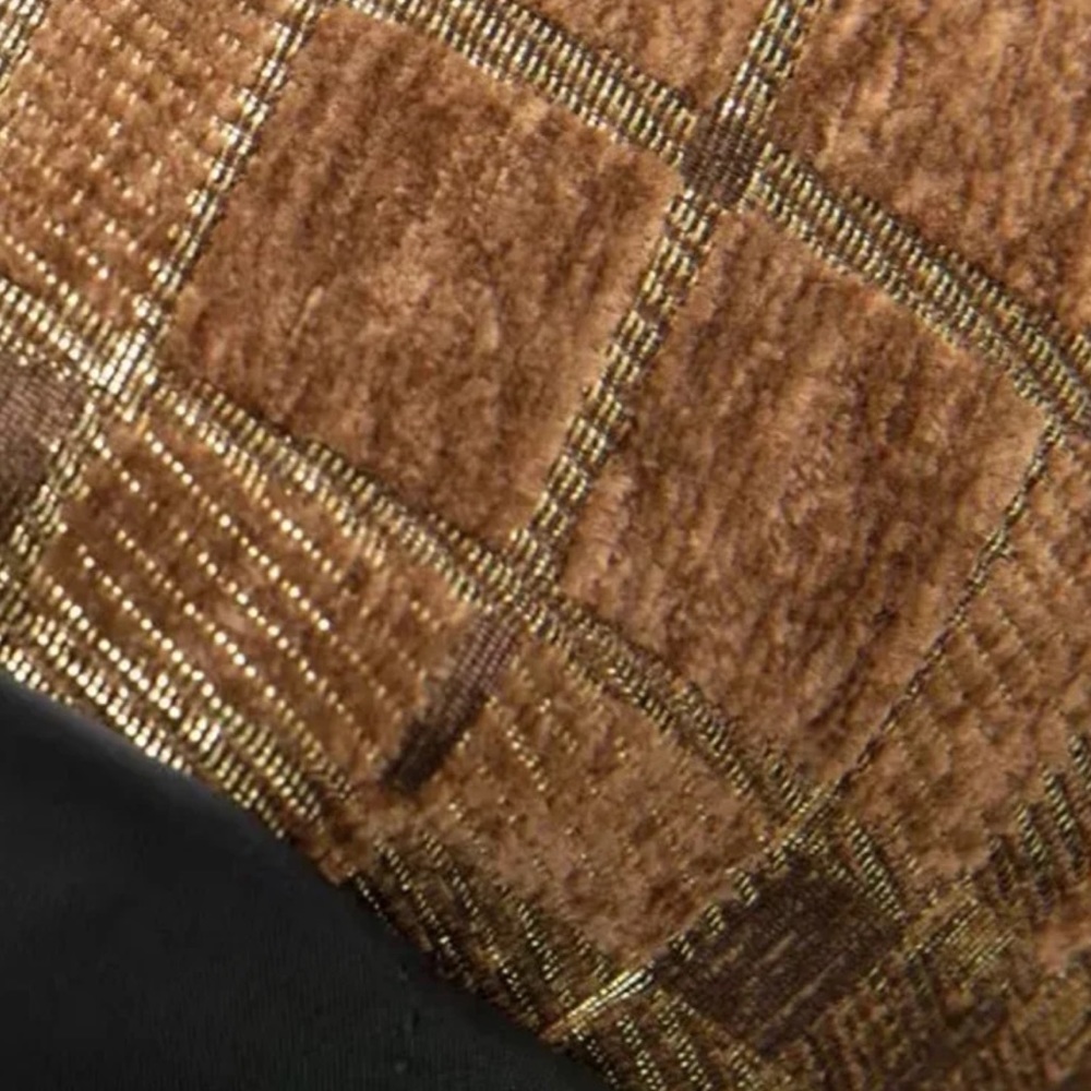 GORGEOUS Quilted Velvet Metallic Long Jacket The Ipinel - Picture 5 of 10
